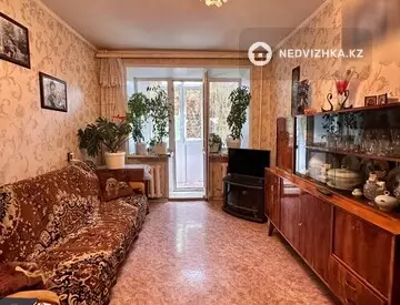 2-комнатная квартира, этаж 3 из 5, 43 м², миниатюра 1