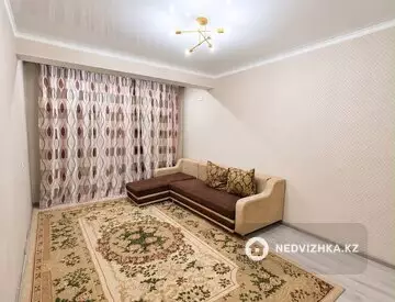2-комнатная квартира, этаж 5 из 10, 60 м², миниатюра 1
