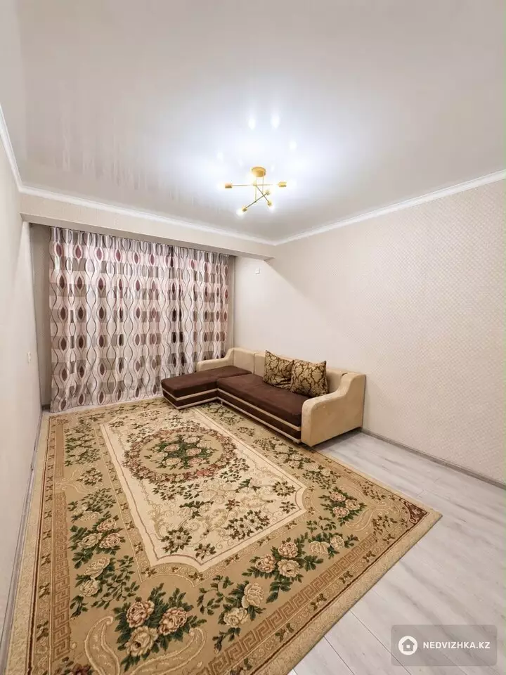 2-комнатная квартира, этаж 5 из 10, 60 м²
