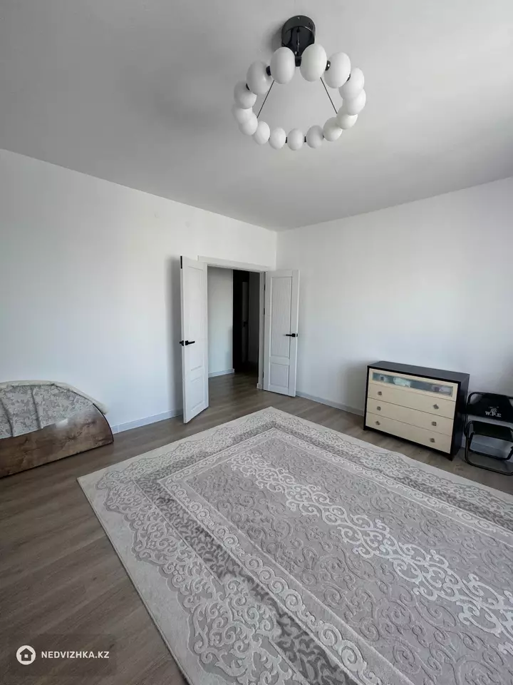 2-комнатная квартира, этаж 5 из 9, 86 м², фотография 3