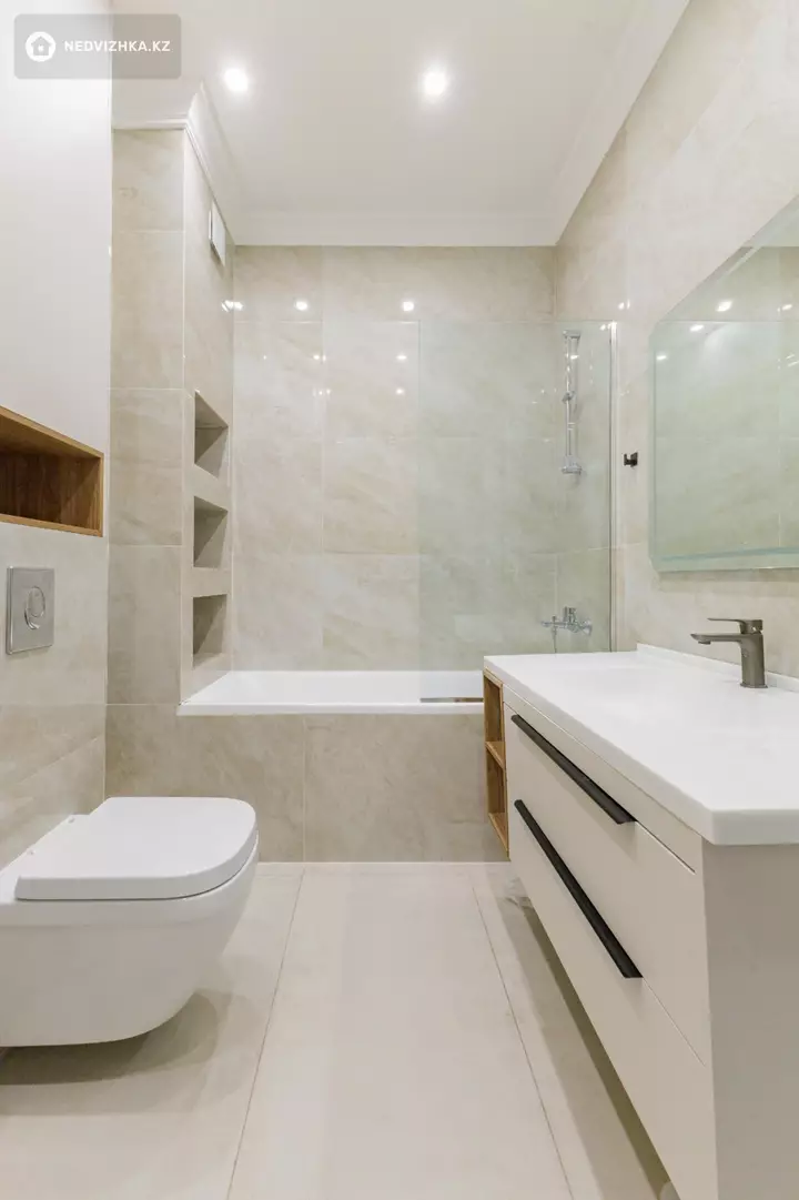 4-комнатная квартира, этаж 3 из 20, 108 м², 3-фотосурет