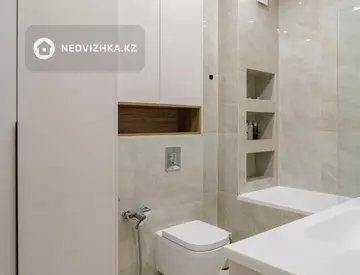 4-комнатная квартира, этаж 3 из 20, 108 м², миниатюра 2