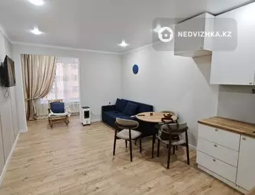 2-комнатная квартира, этаж 4 из 7, 45 м², миниатюра 1