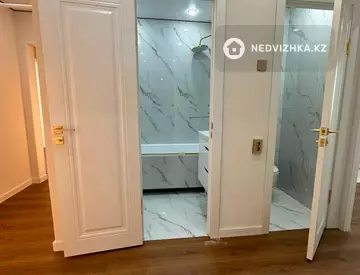 4-комнатная квартира, этаж 8 из 10, 83 м², миниатюра 8