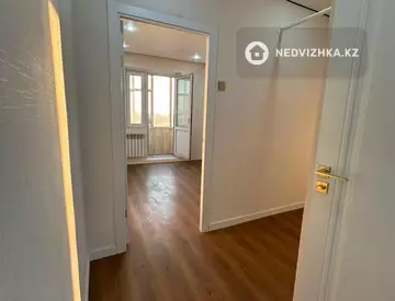 4-комнатная квартира, этаж 8 из 10, 83 м², миниатюра 12