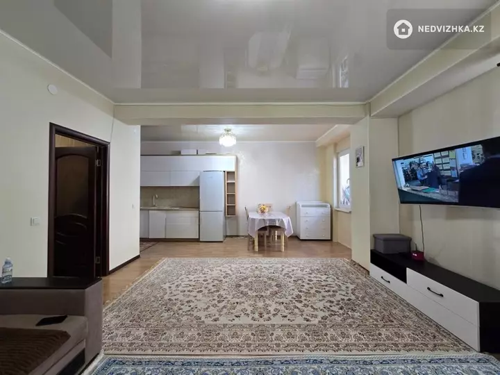 1-комнатная квартира, этаж 3 из 16, 53 м², фотография 4
