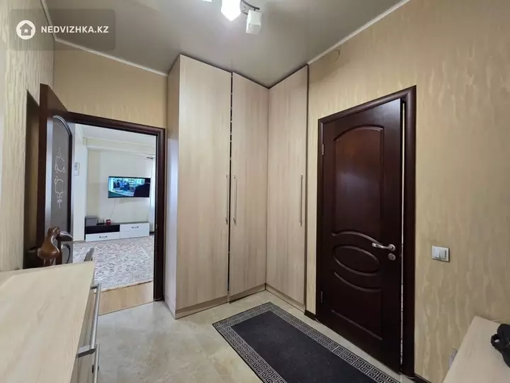 1-комнатная квартира, этаж 3 из 16, 53 м², фотография 5