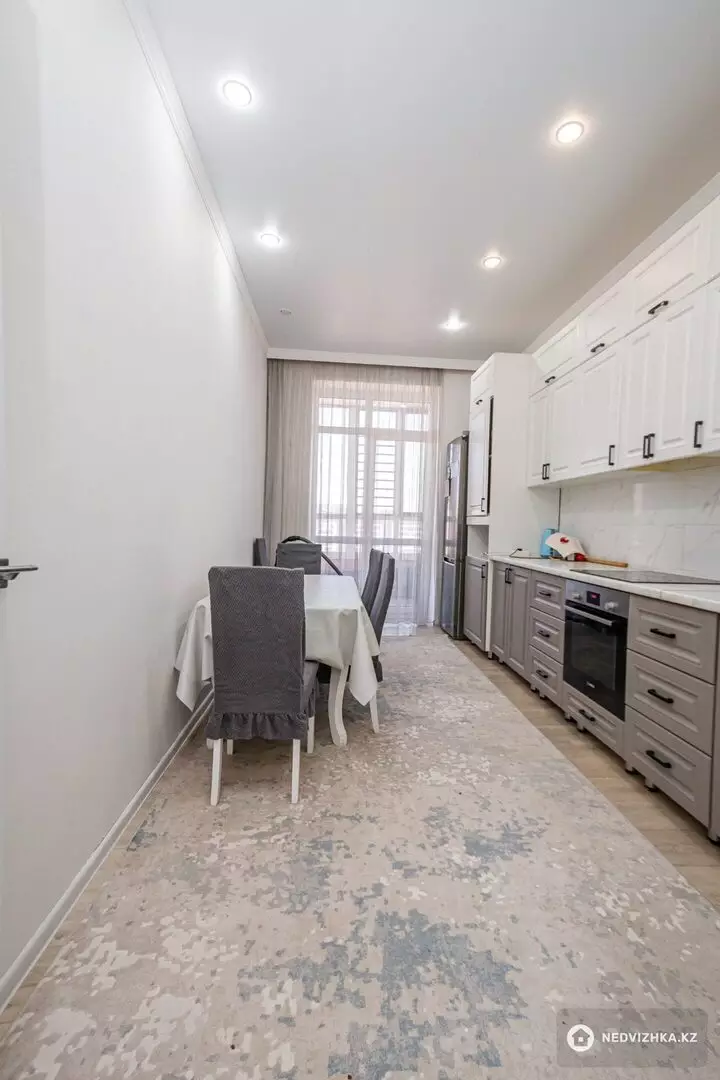 2-комнатная квартира, этаж 9 из 9, 70 м²