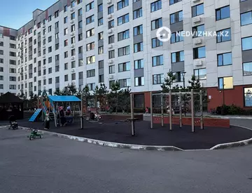 2-комнатная квартира, этаж 4 из 9, 49 м², миниатюра 1
