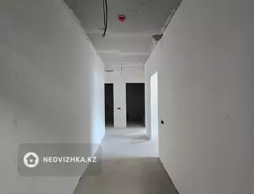 3-комнатная квартира, этаж 5 из 6, 79 м², миниатюра 3
