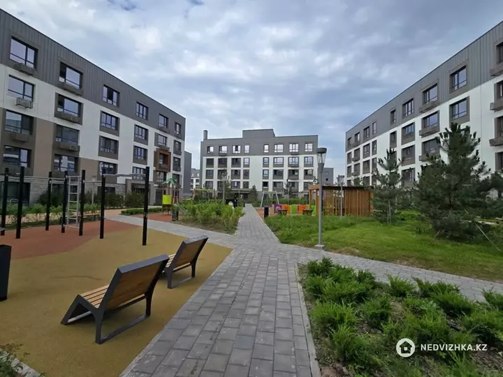 3-бөлмелі пәтер, қабат 5 барлық қабат саны 6, 79 м²