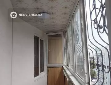 2-комнатная квартира, этаж 9 из 9, 55 м²
