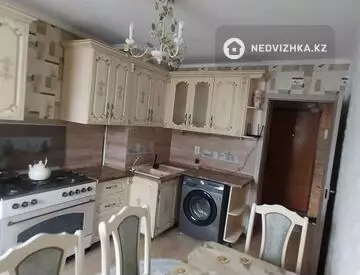 2-комнатная квартира, этаж 9 из 9, 55 м²