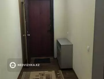 2-комнатная квартира, этаж 2 из 5, 54 м², На длительный срок
