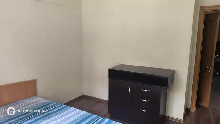 2-комнатная квартира, этаж 2 из 5, 54 м², На длительный срок, фотография 4