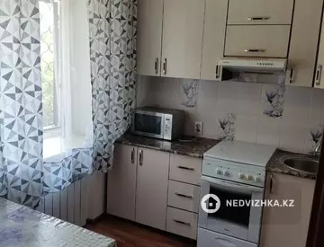 2-комнатная квартира, этаж 1 из 5, 45 м²