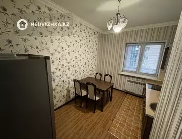 2-комнатная квартира, этаж 5 из 20, 75 м², миниатюра 4