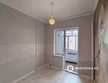 2-комнатная квартира, этаж 4 из 5, 56 м², миниатюра 5