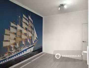 2-комнатная квартира, этаж 4 из 5, 56 м², миниатюра 1