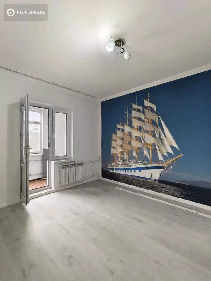 2-комнатная квартира, этаж 4 из 5, 56 м², фотография 2