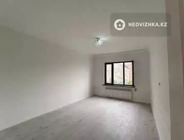 2-комнатная квартира, этаж 4 из 5, 56 м², миниатюра 3