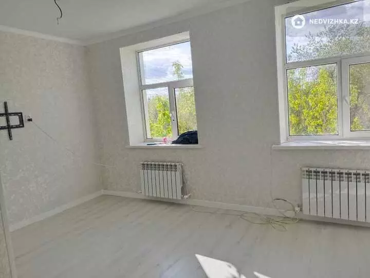 2-комнатная квартира, этаж 2 из 2, 78 м², фотография 4