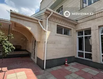 12-комнатный дом, 6 соток, 625 м², миниатюра 1