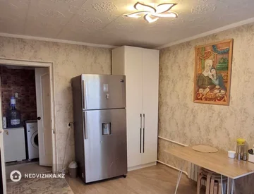 2-комнатная квартира, этаж 9 из 9, 42 м², миниатюра 4
