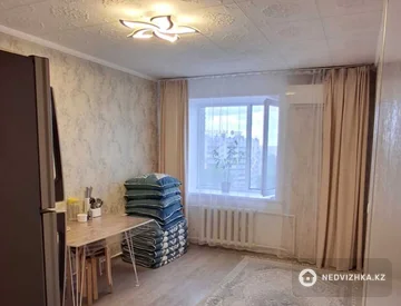 2-комнатная квартира, этаж 9 из 9, 42 м², миниатюра 3