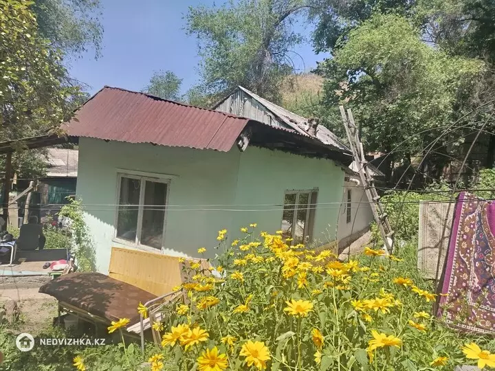4-комнатный дом, 10 соток, 64 м²