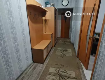 3-комнатная квартира, этаж 10 из 10, 66 м²