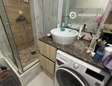 1-комнатная квартира, этаж 7 из 13, 45 м², миниатюра 3