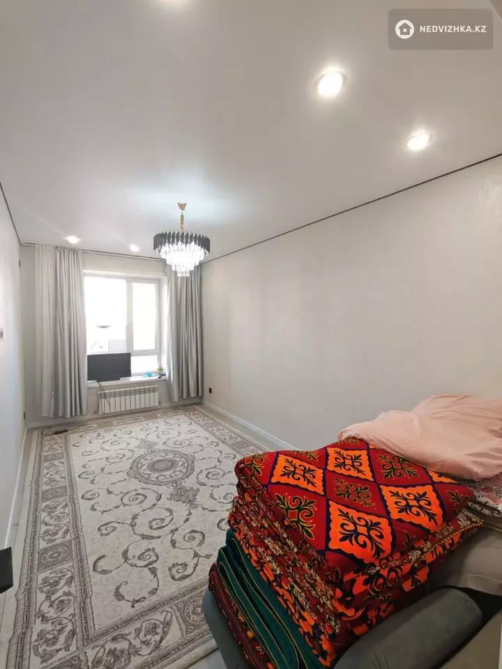 1-комнатная квартира, этаж 9 из 12, 38 м², фотография 4