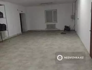 Помещение, этаж 1 из 3, 300 м², На длительный срок, миниатюра 8
