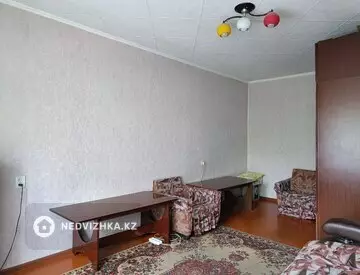1-комнатная квартира, этаж 2 из 9, 34 м², миниатюра 3
