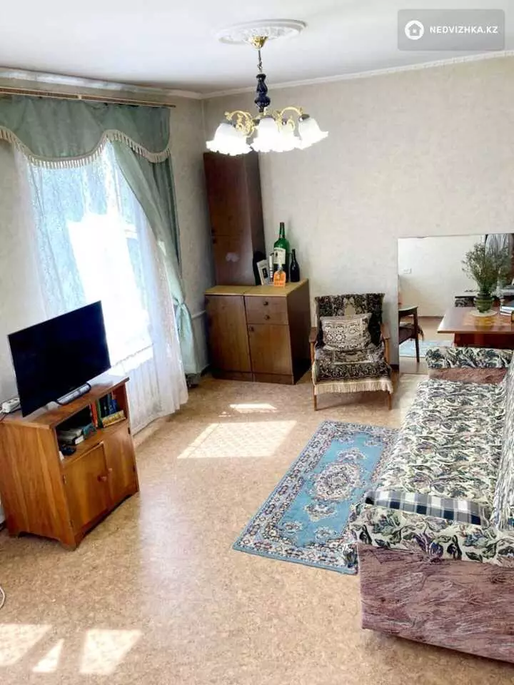 3-комнатная квартира, этаж 5 из 5, 57 м²