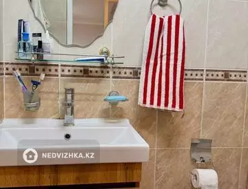 2-комнатная квартира, этаж 17 из 22, 67 м², миниатюра 10