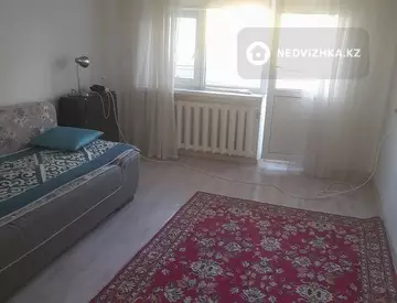 2-комнатная квартира, этаж 2 из 5, 55 м², На длительный срок
