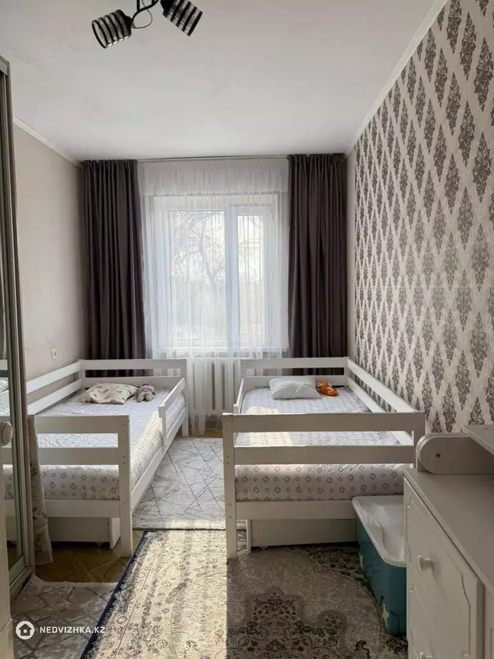 3-комнатная квартира, этаж 2 из 5, 59 м², фотография 3