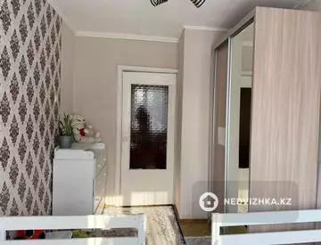 3-комнатная квартира, этаж 2 из 5, 59 м², миниатюра 7