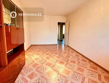2-комнатная квартира, этаж 3 из 6, 55 м², миниатюра 6