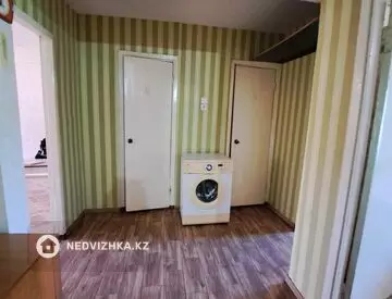 2-комнатная квартира, этаж 3 из 6, 55 м², миниатюра 10