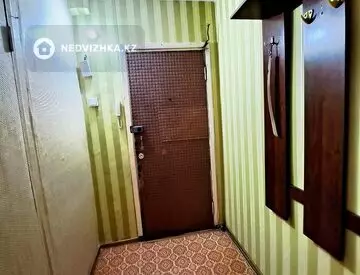 2-комнатная квартира, этаж 3 из 6, 55 м², миниатюра 11