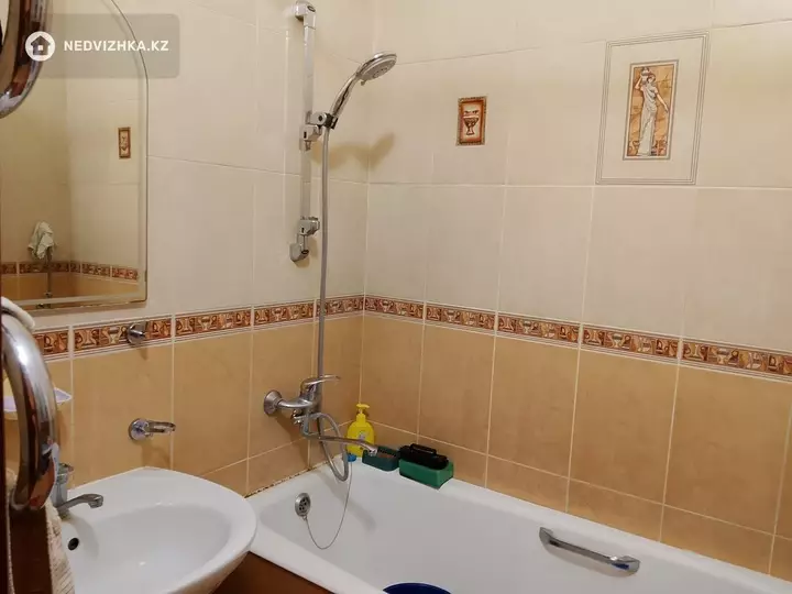 3-комнатная квартира, этаж 6 из 9, 67 м², фотография 2