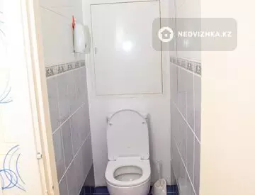 2-комнатная квартира, этаж 1 из 12, 50 м², миниатюра 4