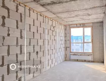 3-бөлмелі пәтер, қабат 13 барлық қабат саны 13, 82 м², 8-нобай