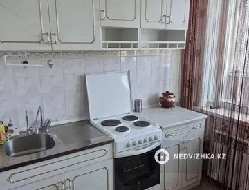 2-комнатная квартира, этаж 3 из 5, 49 м²