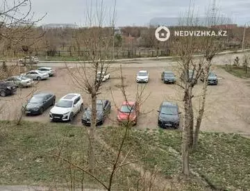 2-комнатная квартира, этаж 3 из 5, 49 м²