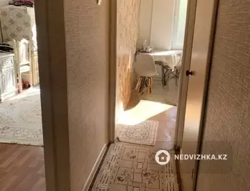 2-комнатная квартира, этаж 4 из 5, 42 м², миниатюра 6