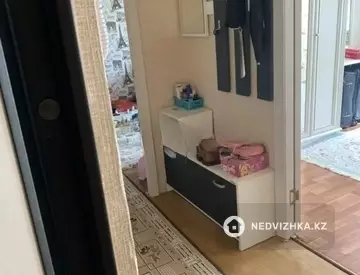 2-комнатная квартира, этаж 4 из 5, 42 м², миниатюра 9